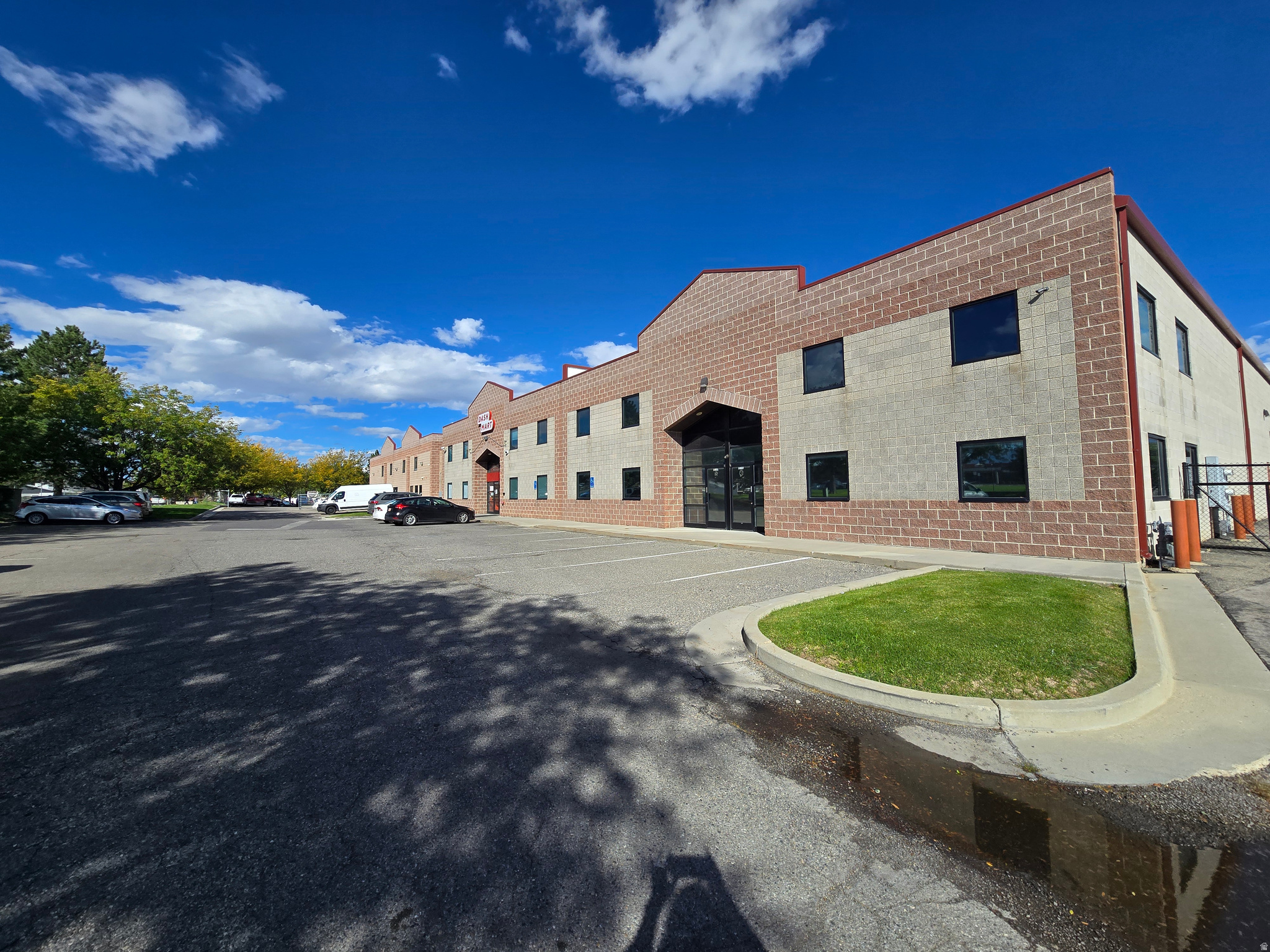 RICH - Commercial Lease