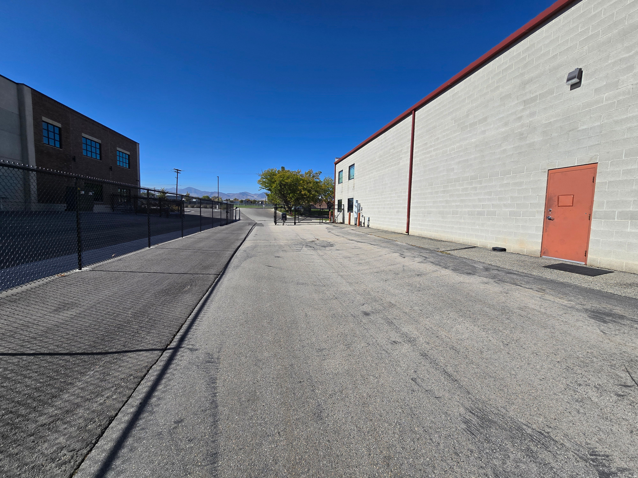 RICH - Commercial Lease