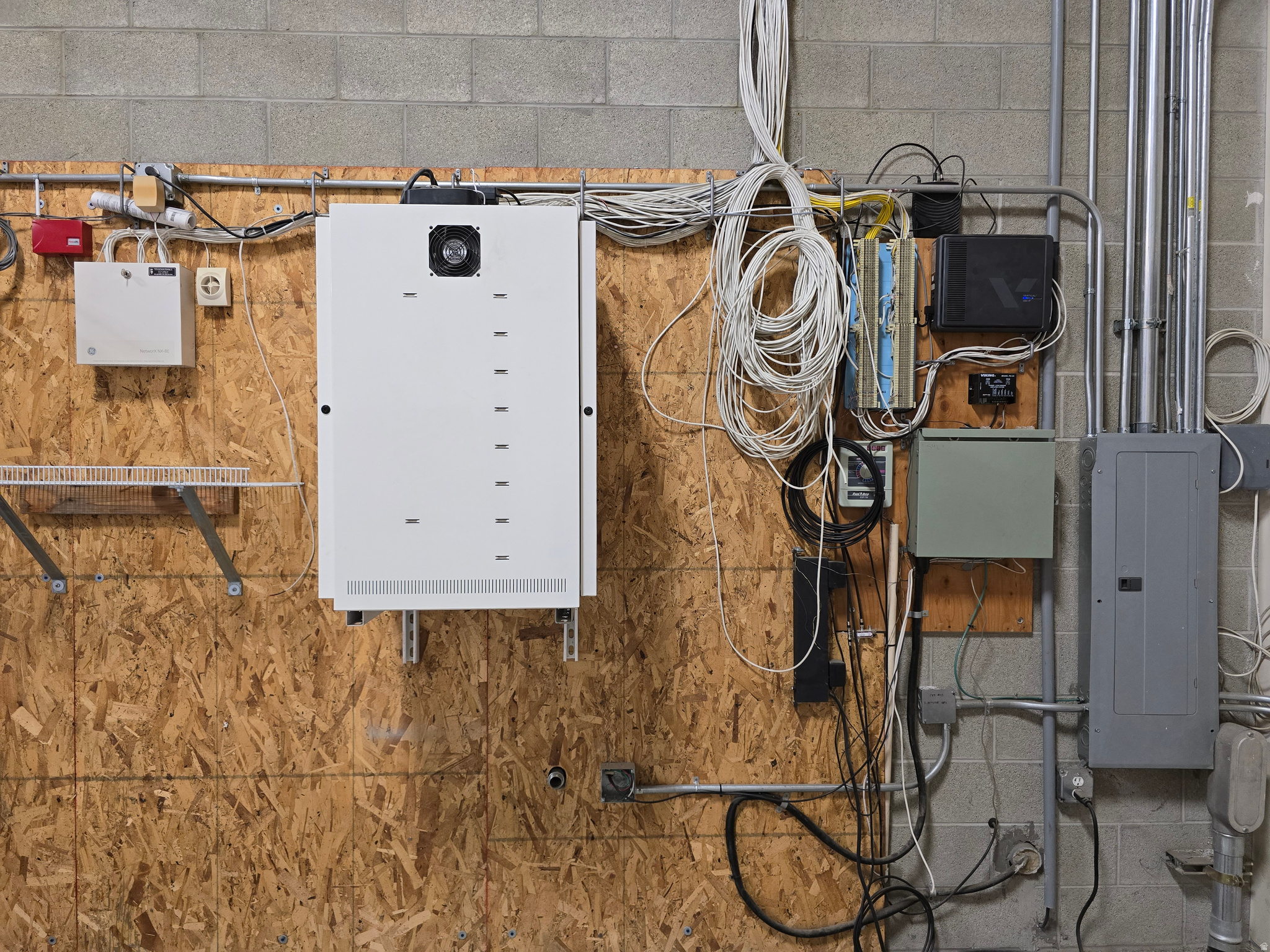 RICH - Commercial Lease