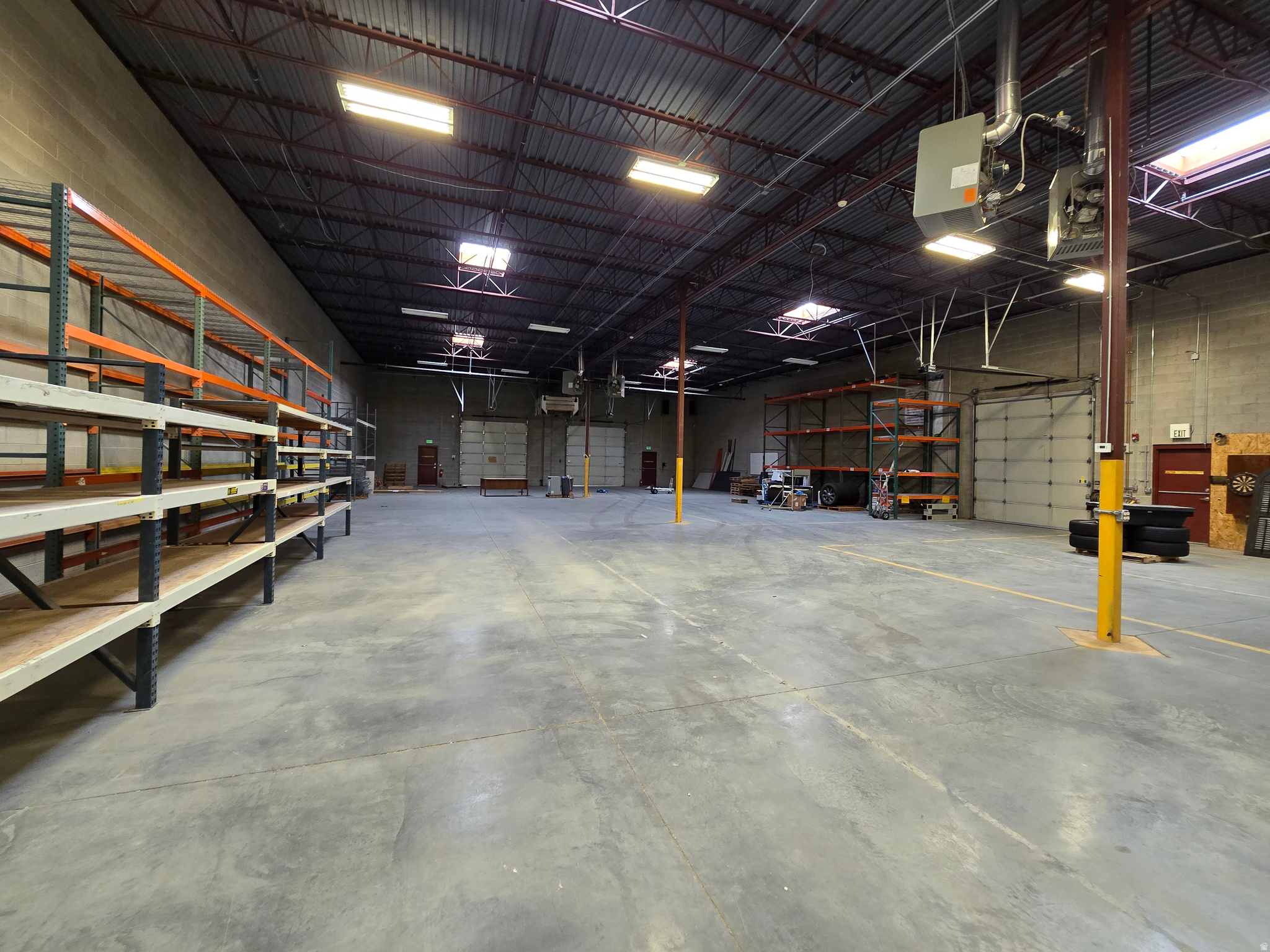 RICH - Commercial Lease