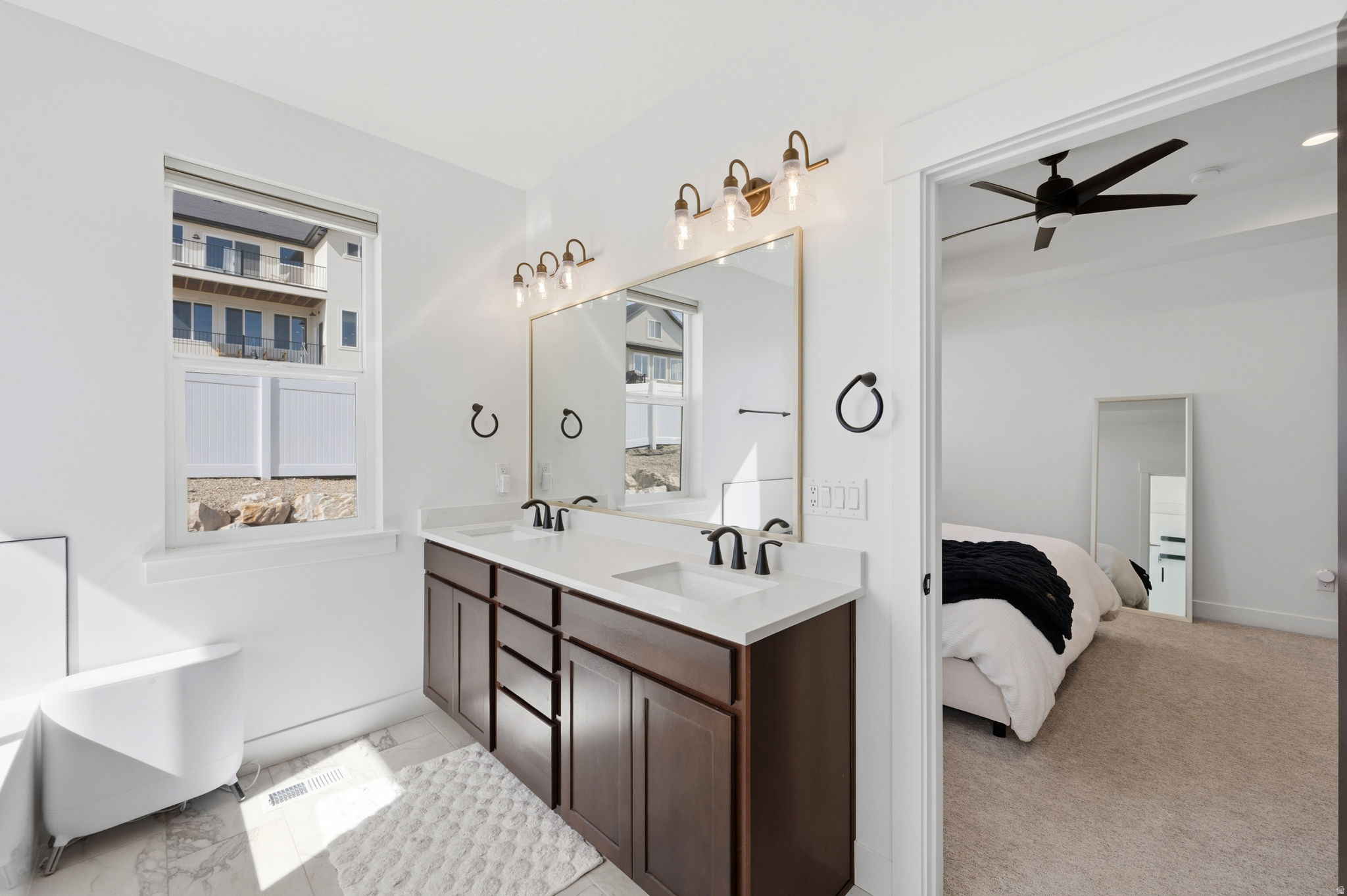 CATALINA BAY - Residential