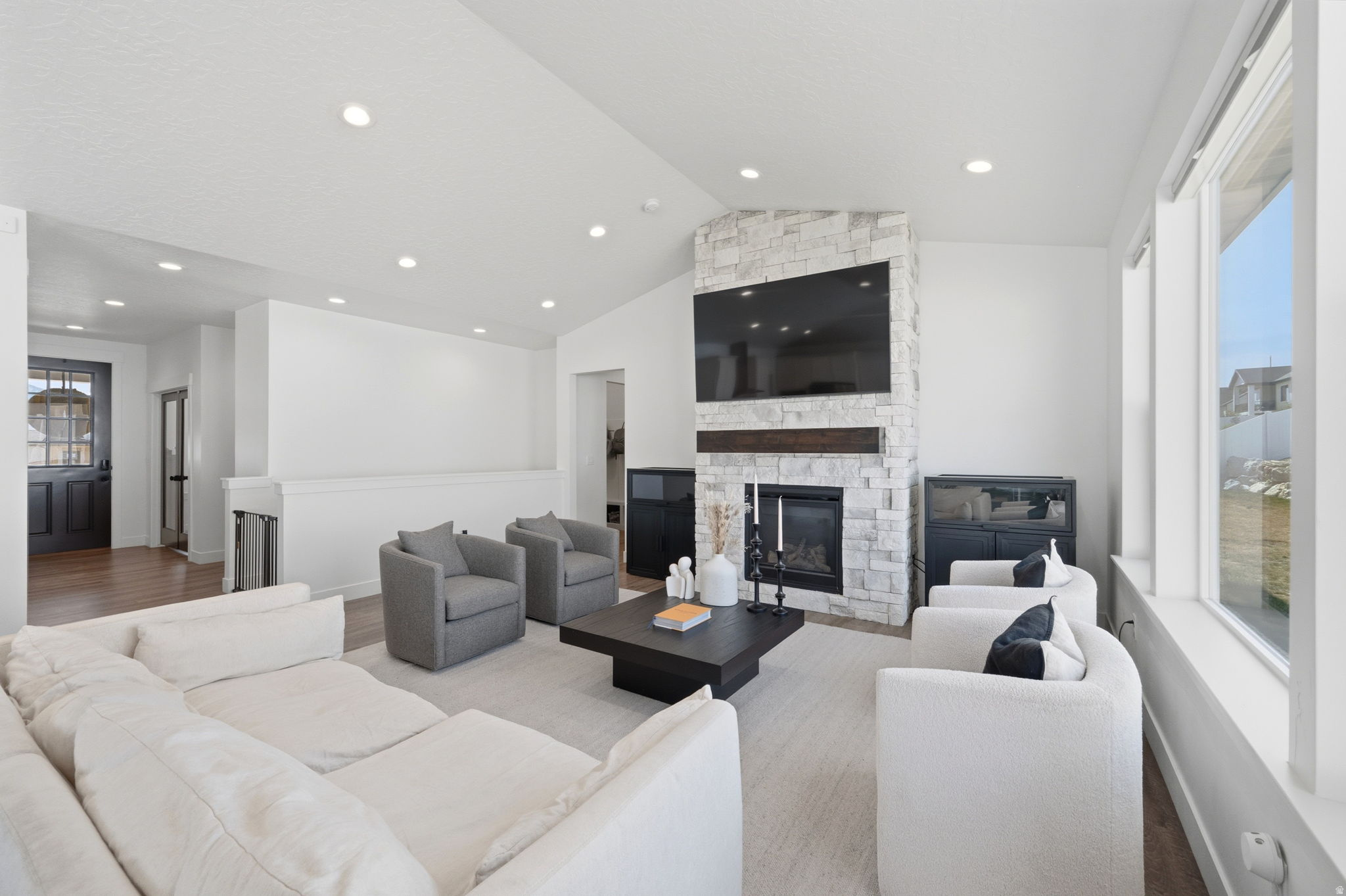 CATALINA BAY - Residential