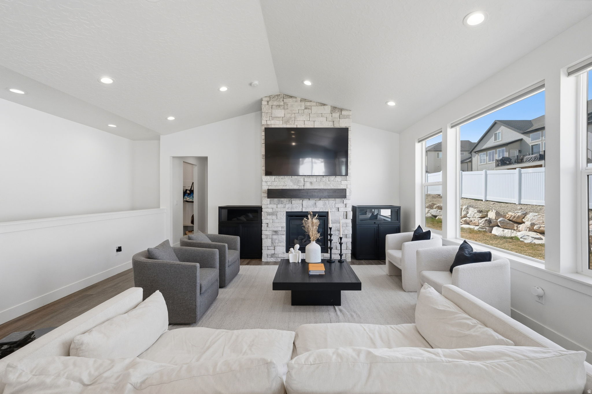 CATALINA BAY - Residential