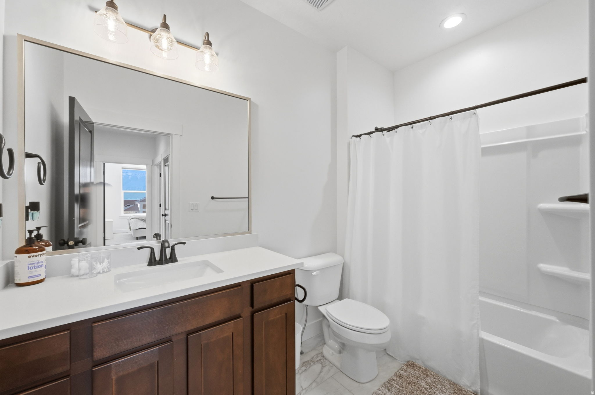 CATALINA BAY - Residential