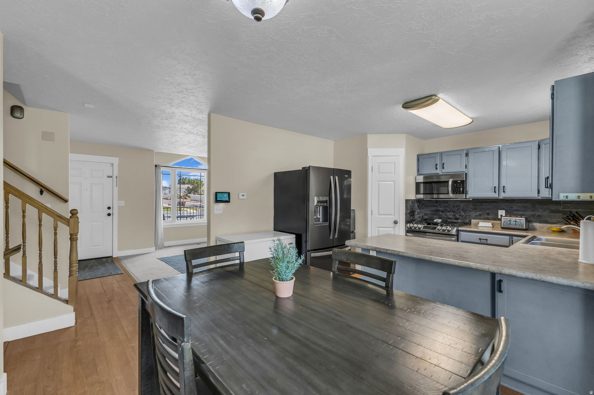 WHITE HILLS - Residential