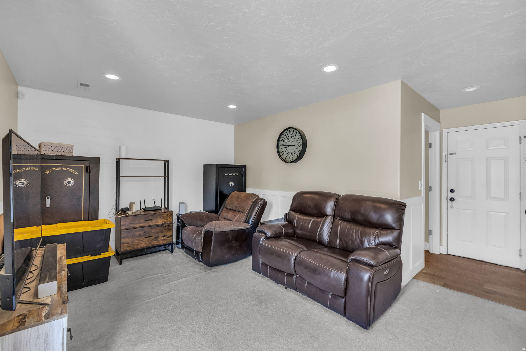 WHITE HILLS - Residential