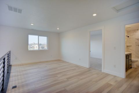 Tiny photo for 1013 E MAJESTIC LN #121, Erda, UT 84074 (MLS # 2141630)
