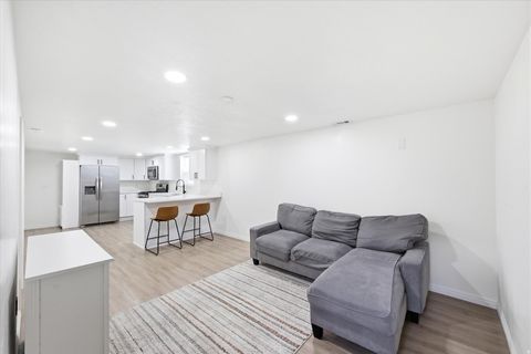 Tiny photo for 460 S 1450 E, Provo, UT 84606 (MLS # 2153691)