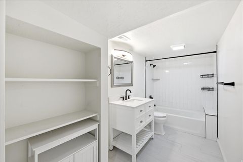 Tiny photo for 460 S 1450 E, Provo, UT 84606 (MLS # 2153691)