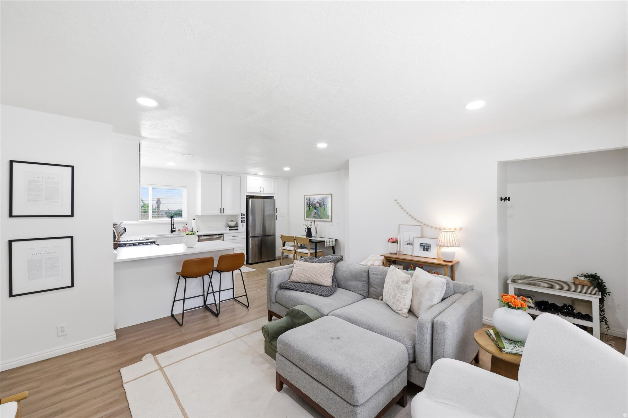 HIGHLAND TERRACE - Residential