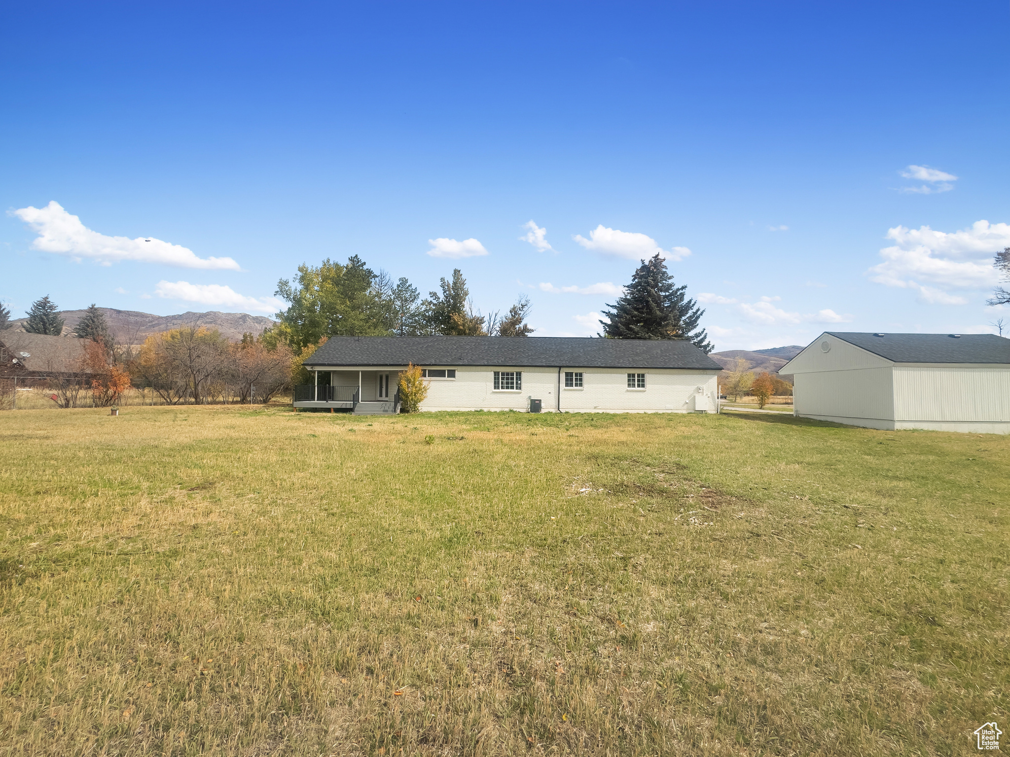 MOUNTAIN VALLEY MEAD - Residential