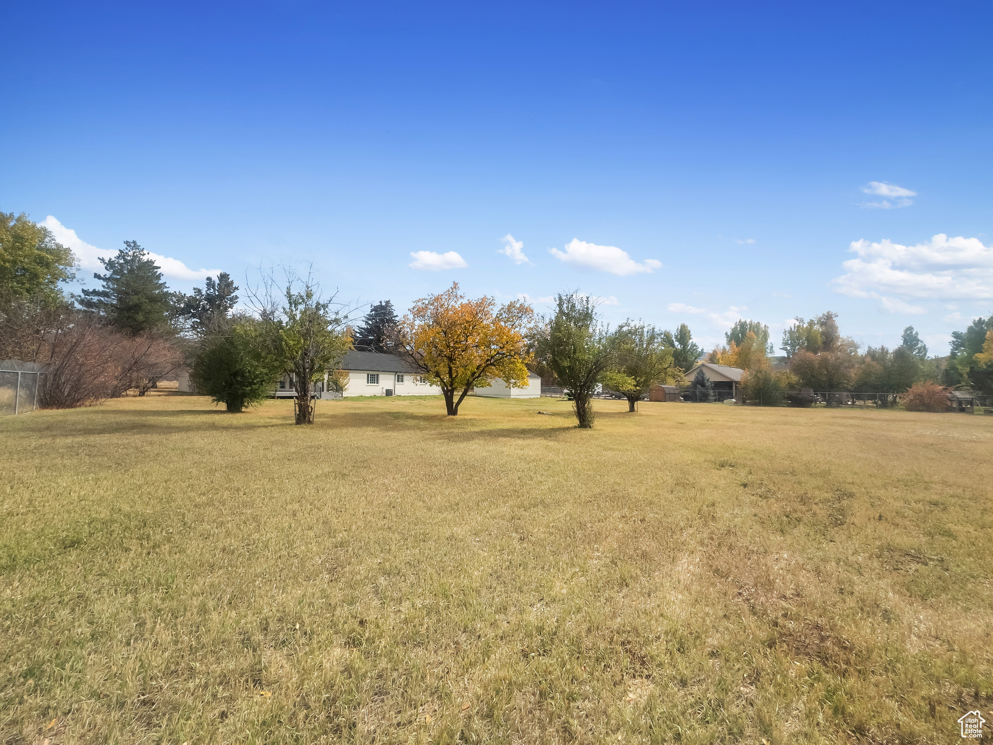 MOUNTAIN VALLEY MEAD - Residential