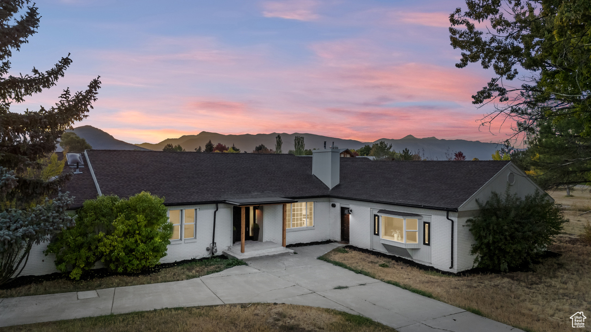 MOUNTAIN VALLEY MEAD - Residential