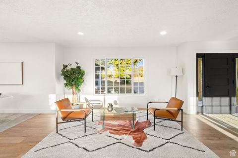 Tiny photo for 567 S 8850 E, Huntsville, UT 84317 (MLS # 2118002)