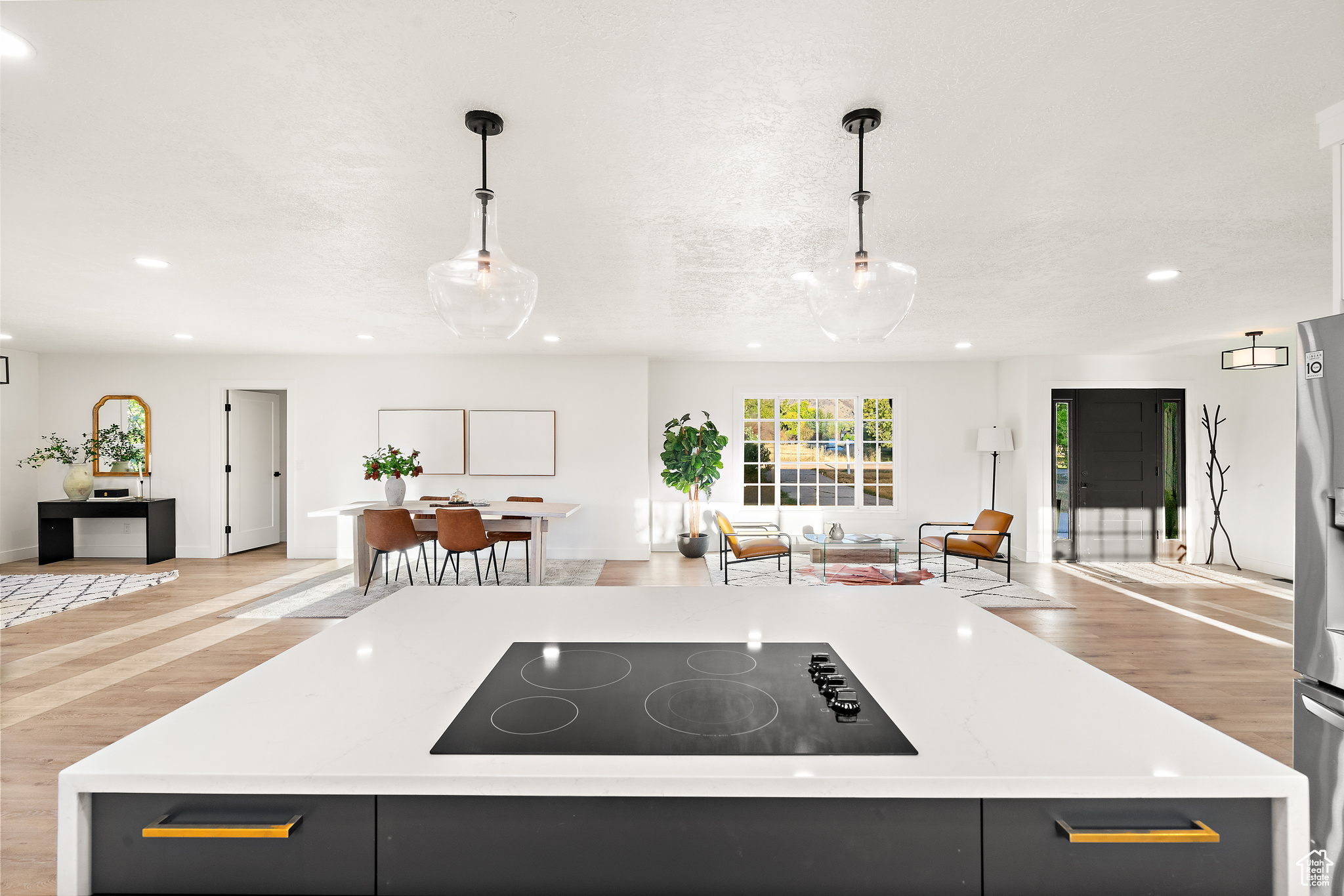 MOUNTAIN VALLEY MEAD - Residential