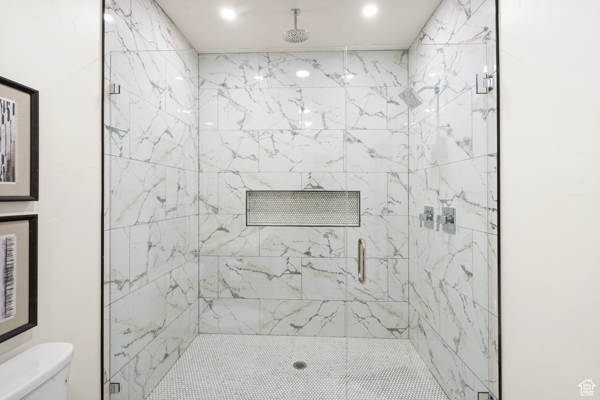 MOUNTAIN VALLEY MEAD - Residential