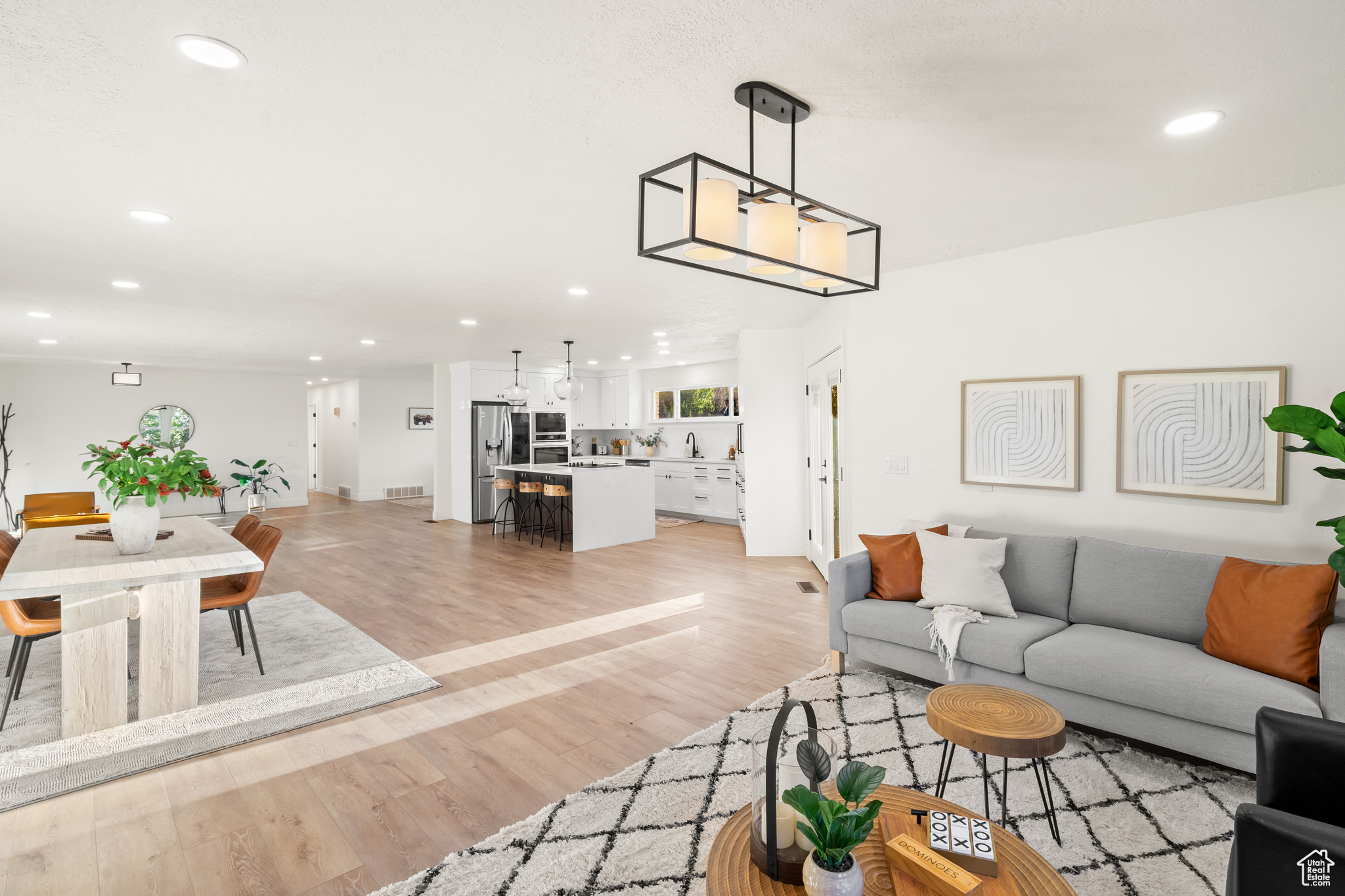 MOUNTAIN VALLEY MEAD - Residential