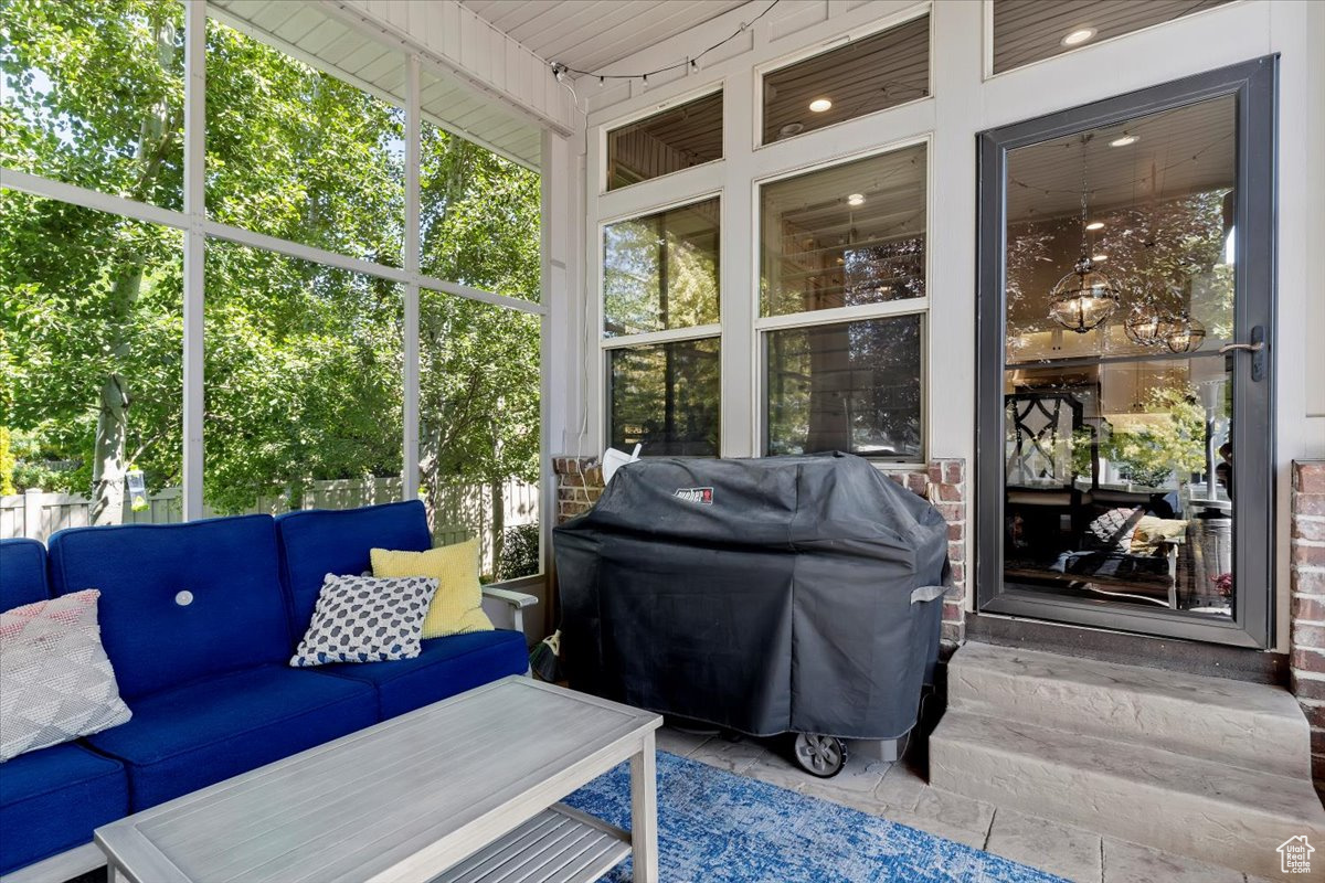 MOUNTAIN VISTAS - Residential