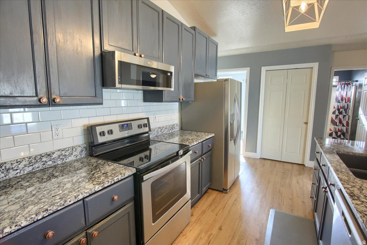 ASPEN RUN SUBDIVISIO - Residential