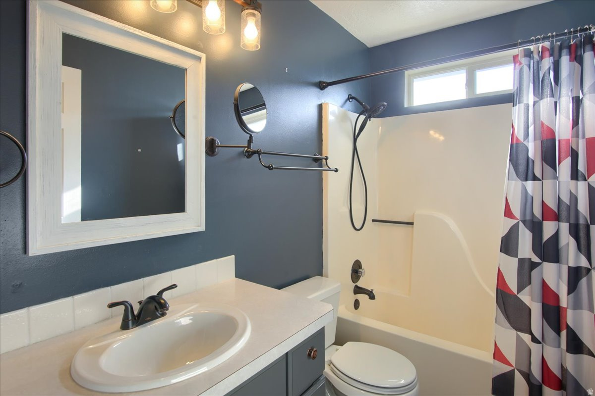 ASPEN RUN SUBDIVISIO - Residential