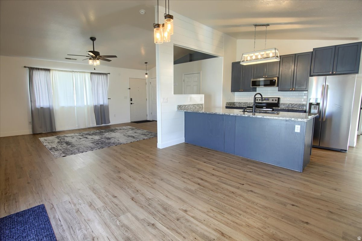 ASPEN RUN SUBDIVISIO - Residential