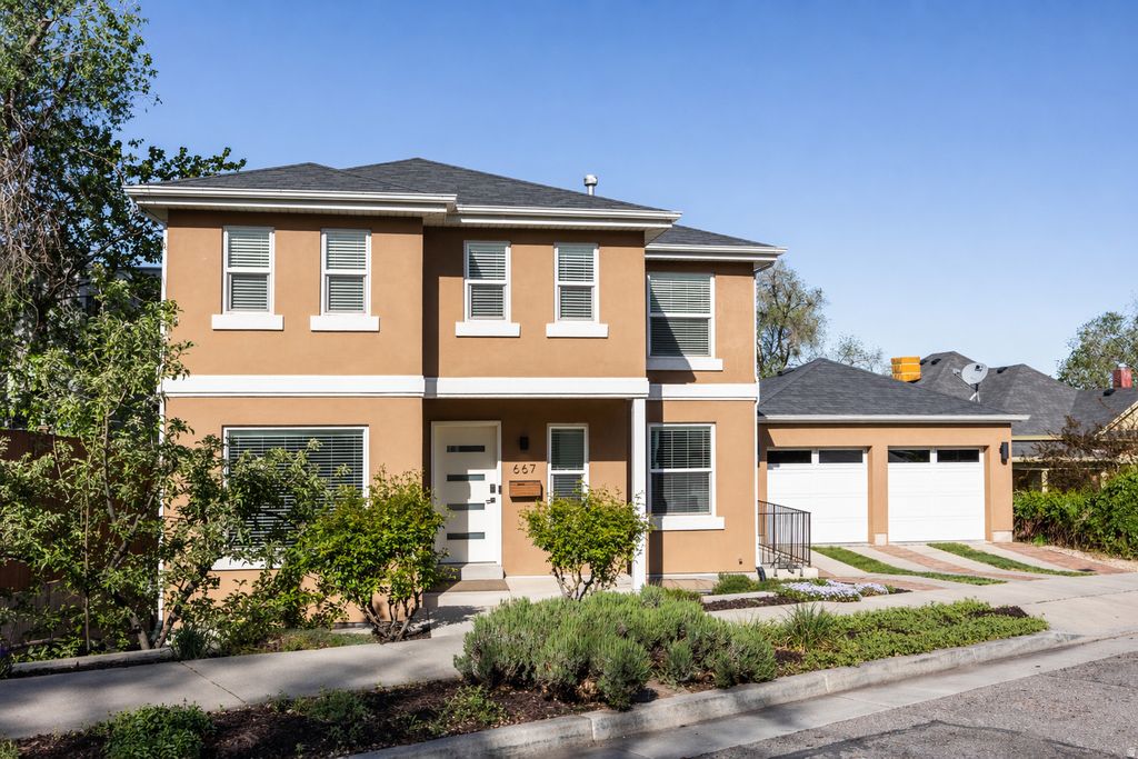 Photo of 667 N WALL ST, Salt Lake City, UT 84103 (MLS # 2151058)