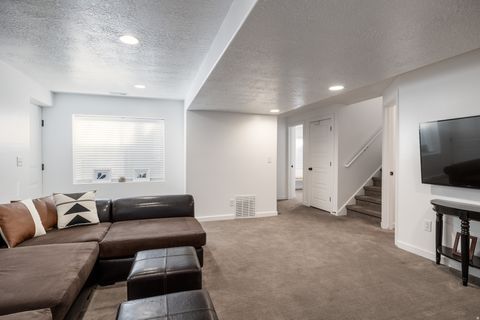 Tiny photo for 667 N WALL ST, Salt Lake City, UT 84103 (MLS # 2151058)