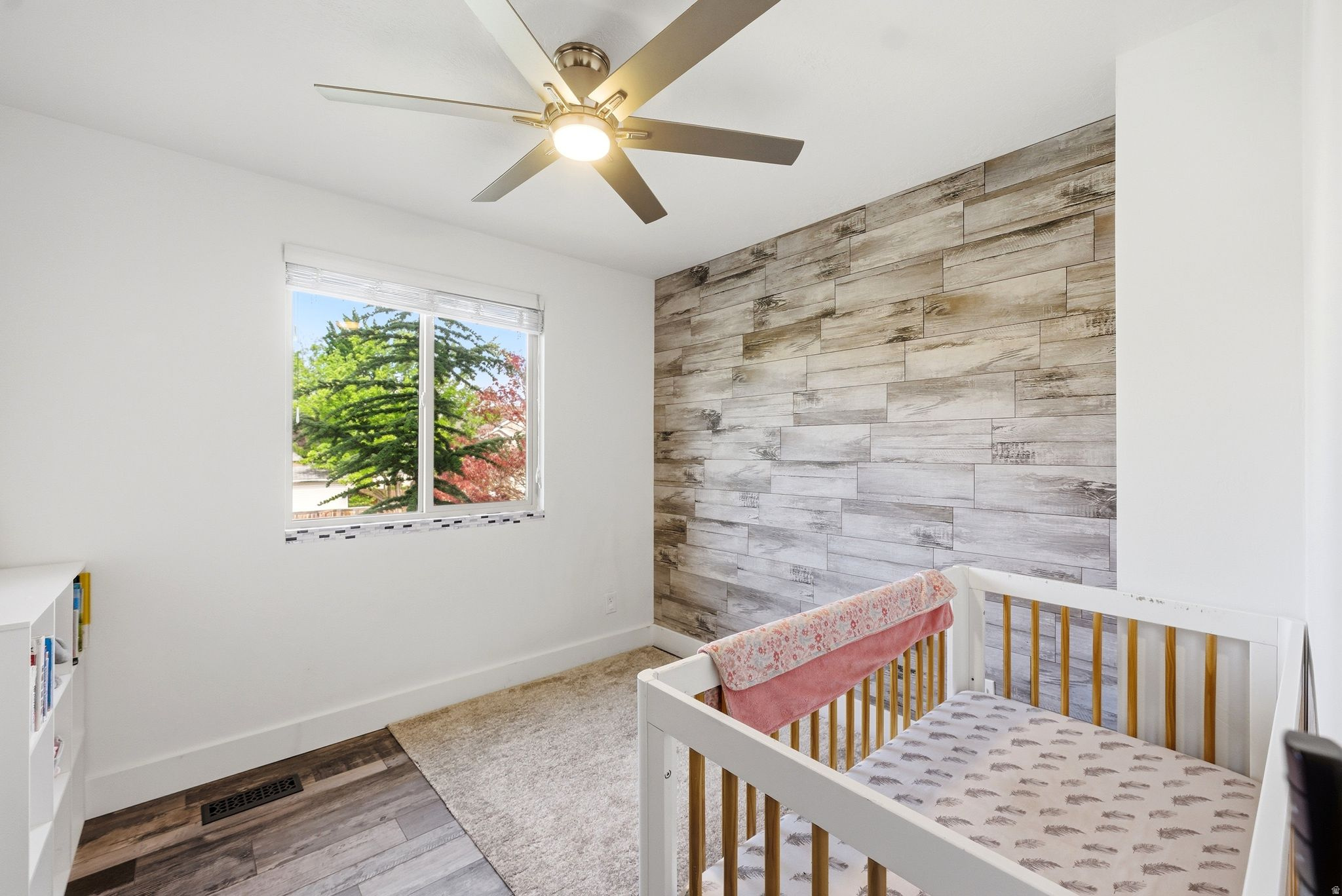 COUNTRY ESTA - Residential