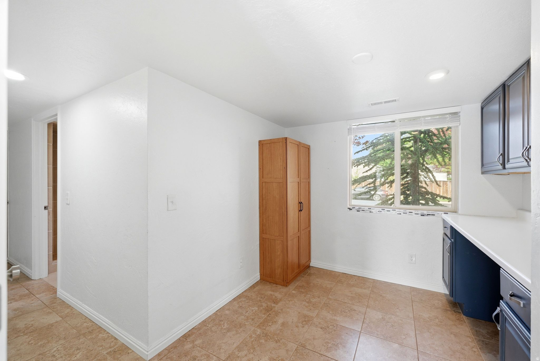 COUNTRY ESTA - Residential