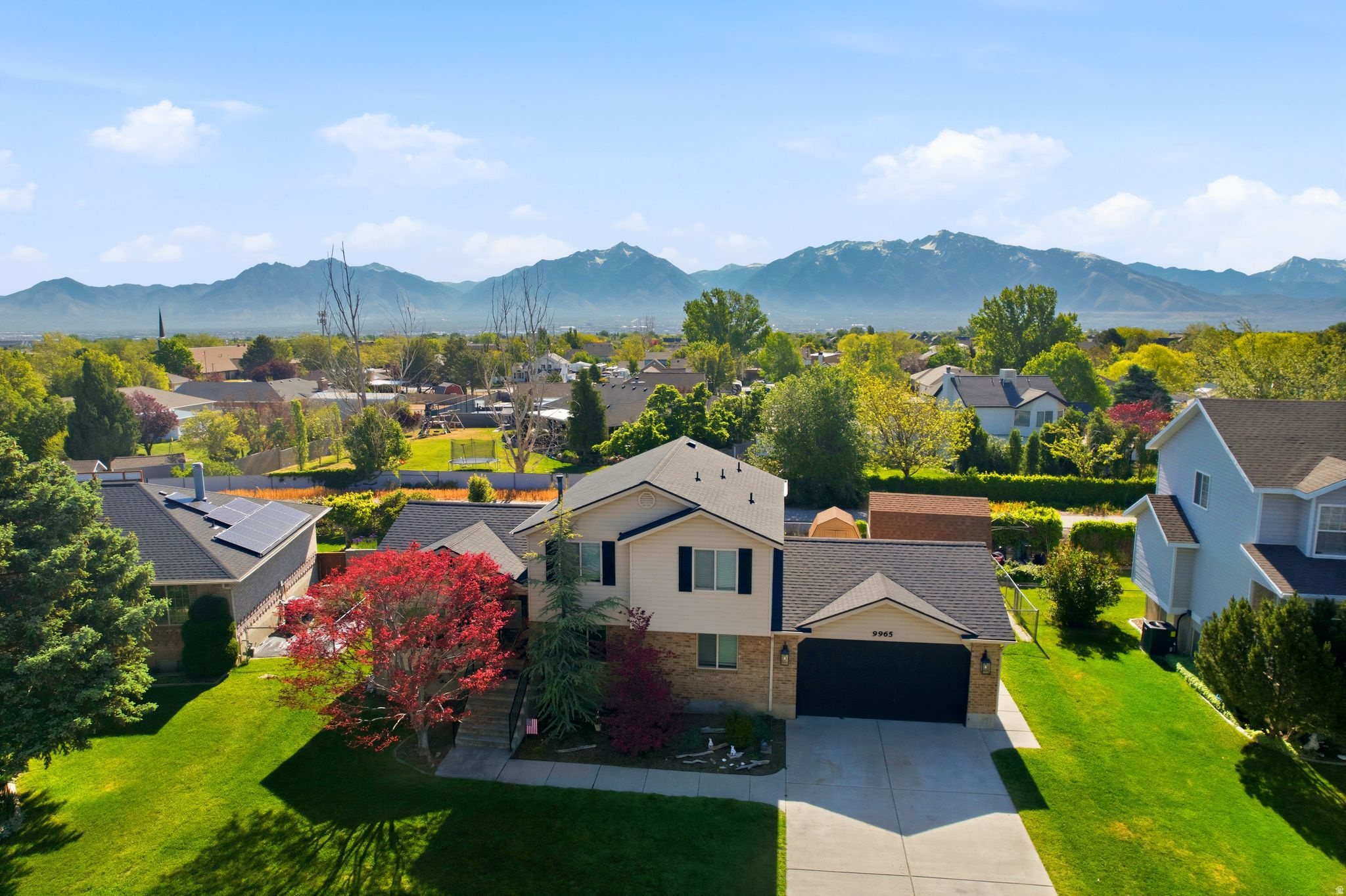 COUNTRY ESTA - Residential