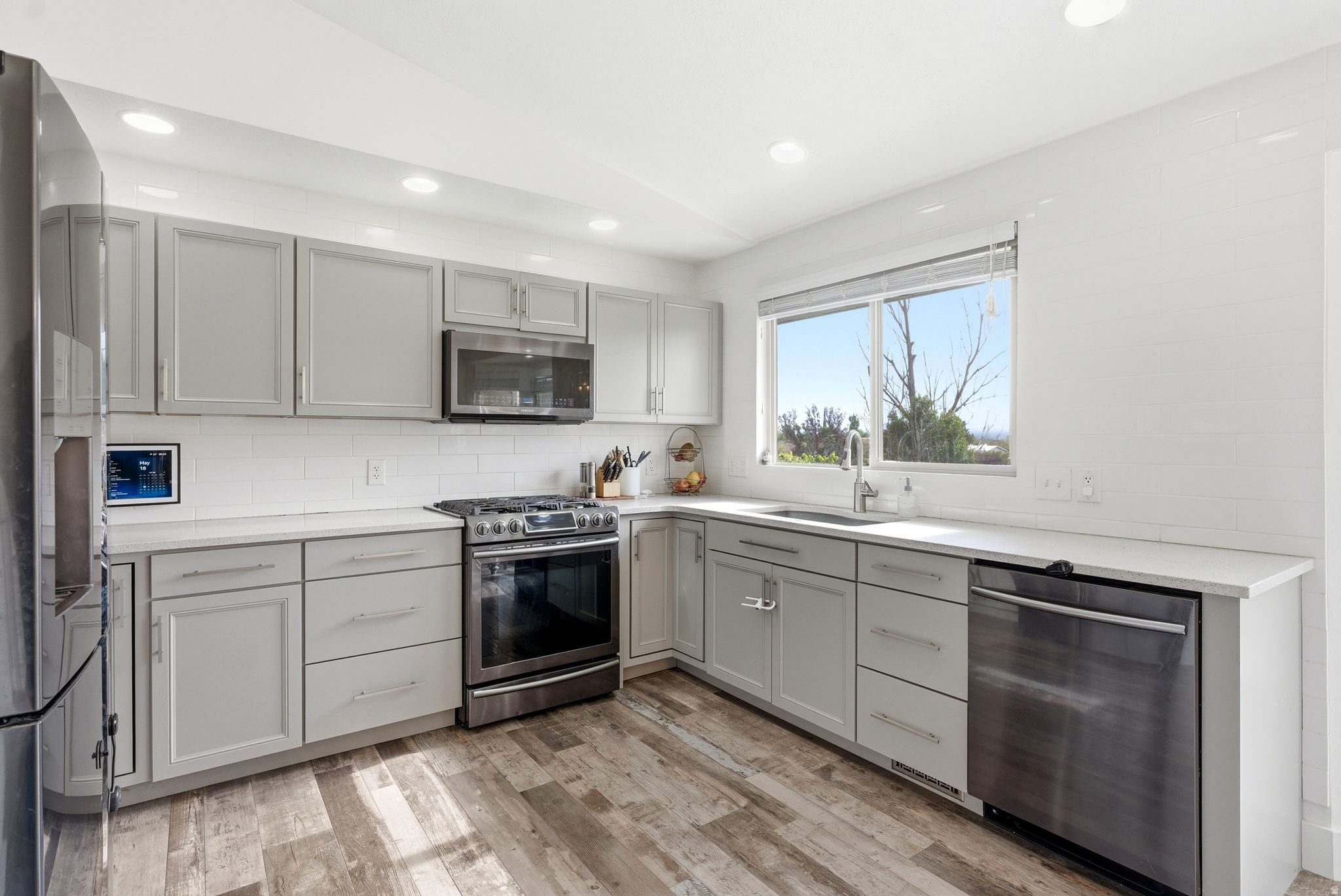 COUNTRY ESTA - Residential