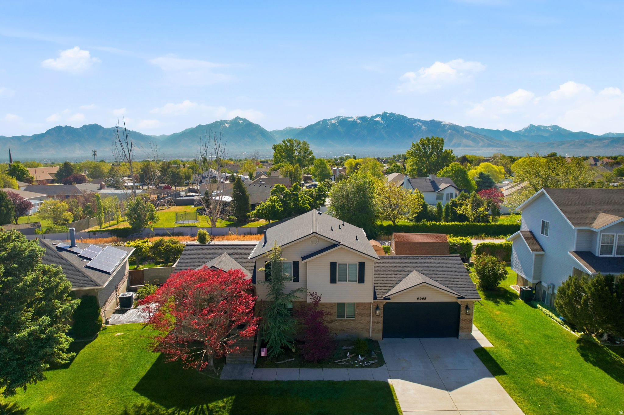 COUNTRY ESTA - Residential