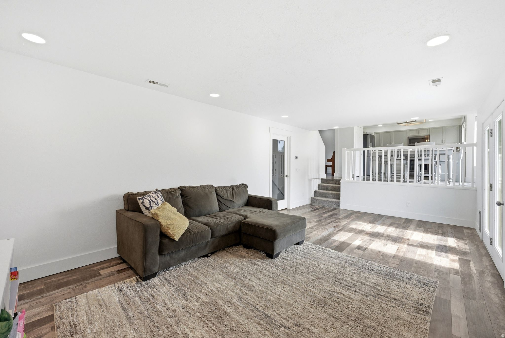 COUNTRY ESTA - Residential