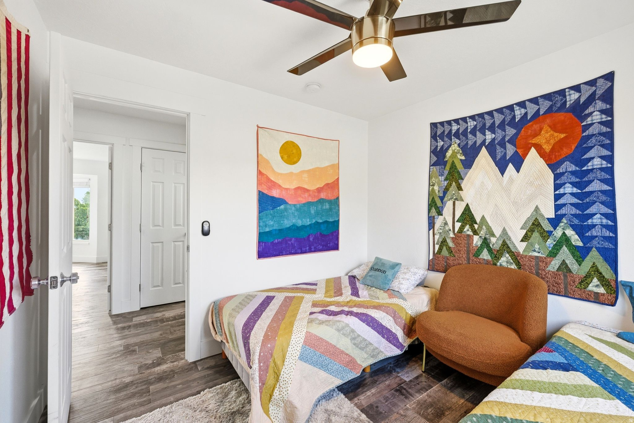 COUNTRY ESTA - Residential