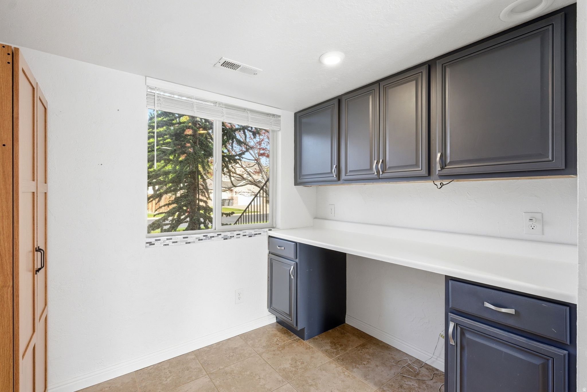 COUNTRY ESTA - Residential