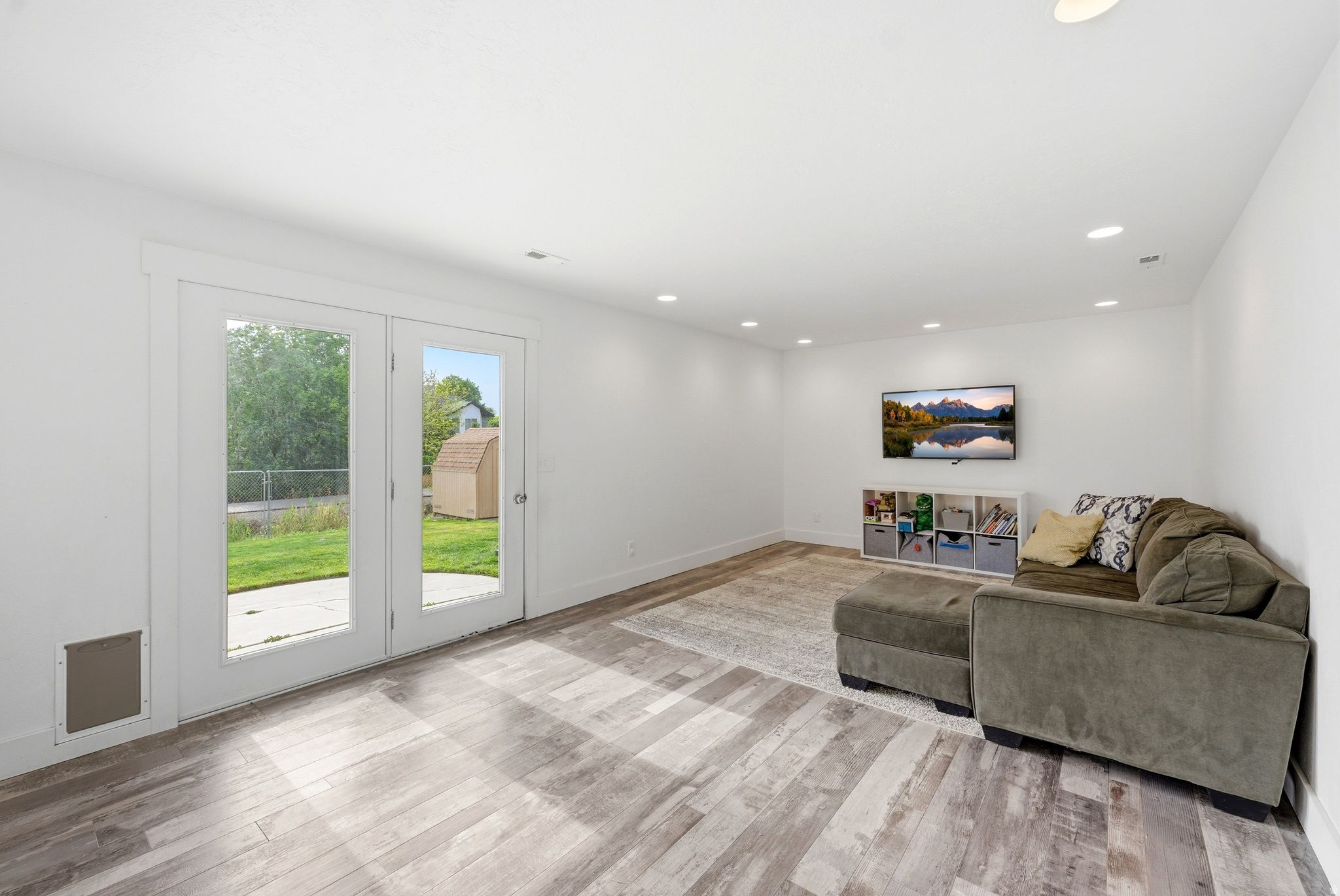 COUNTRY ESTA - Residential