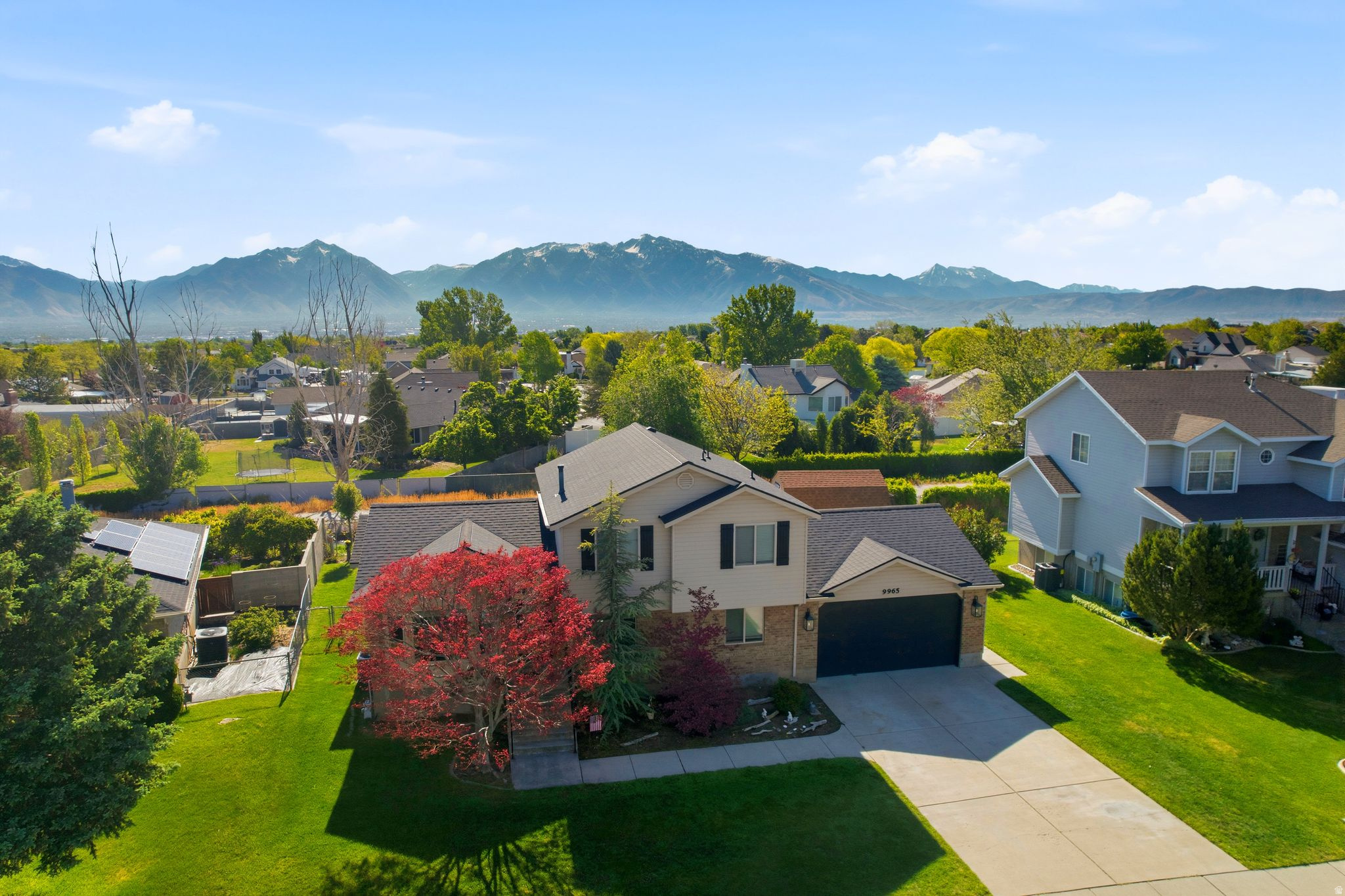COUNTRY ESTA - Residential