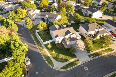 Tiny photo for 58 N COUNTRY BEND RD, Farmington, UT 84025 (MLS # 2186100)