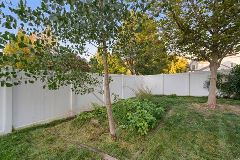 Tiny photo for 58 N COUNTRY BEND RD, Farmington, UT 84025 (MLS # 2186100)