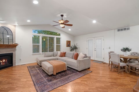 Tiny photo for 58 N COUNTRY BEND RD, Farmington, UT 84025 (MLS # 2186100)