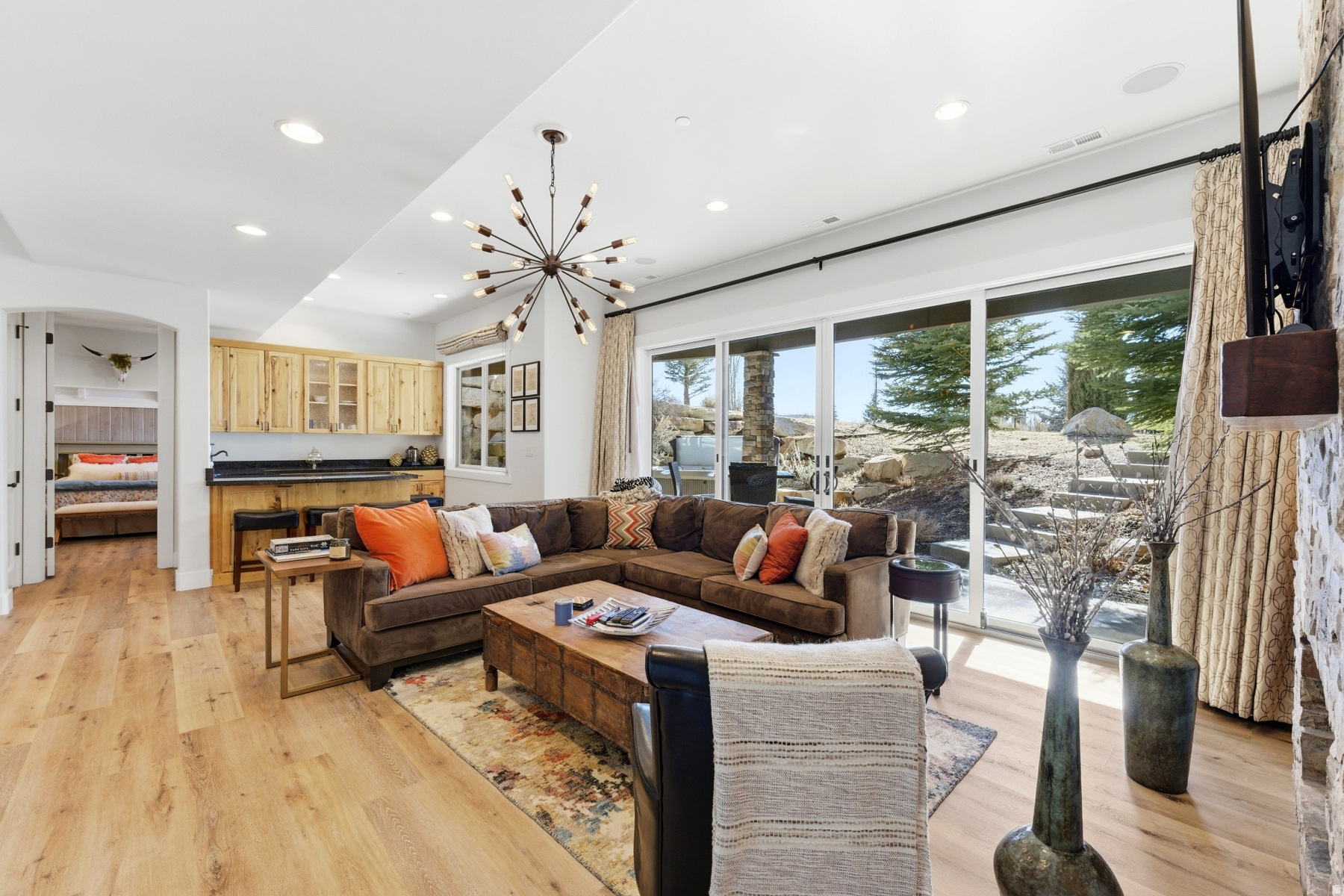 THE HOMESTEADS - Residential