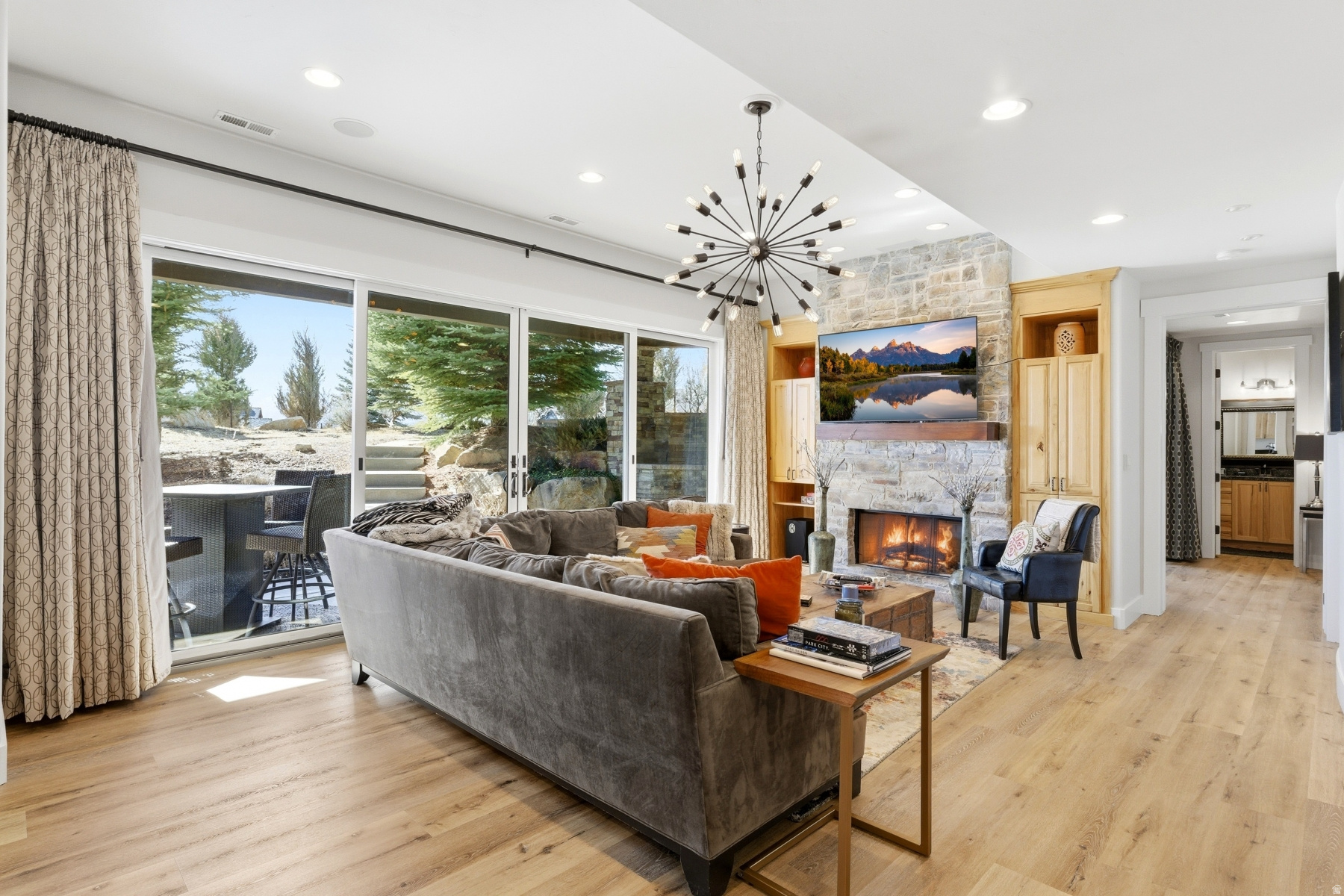 THE HOMESTEADS - Residential