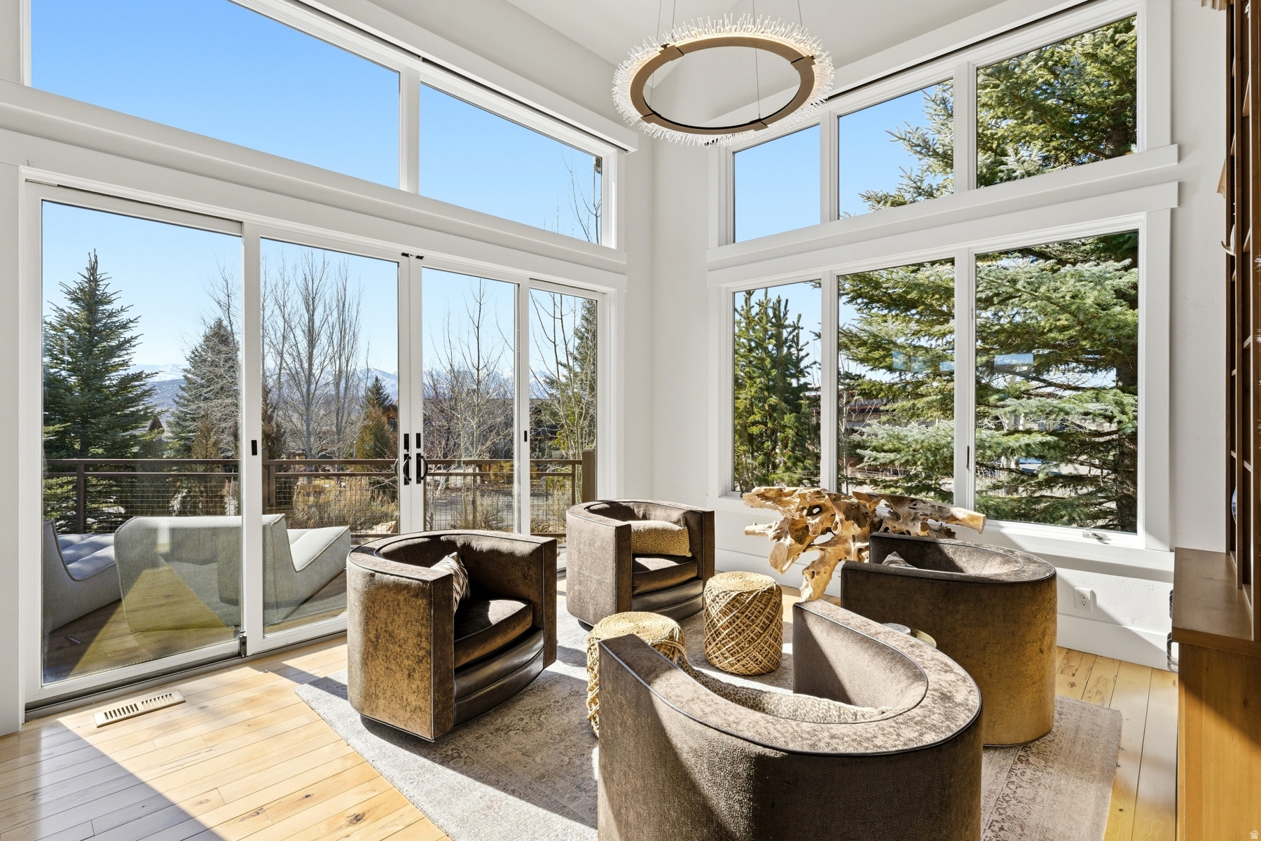 THE HOMESTEADS - Residential