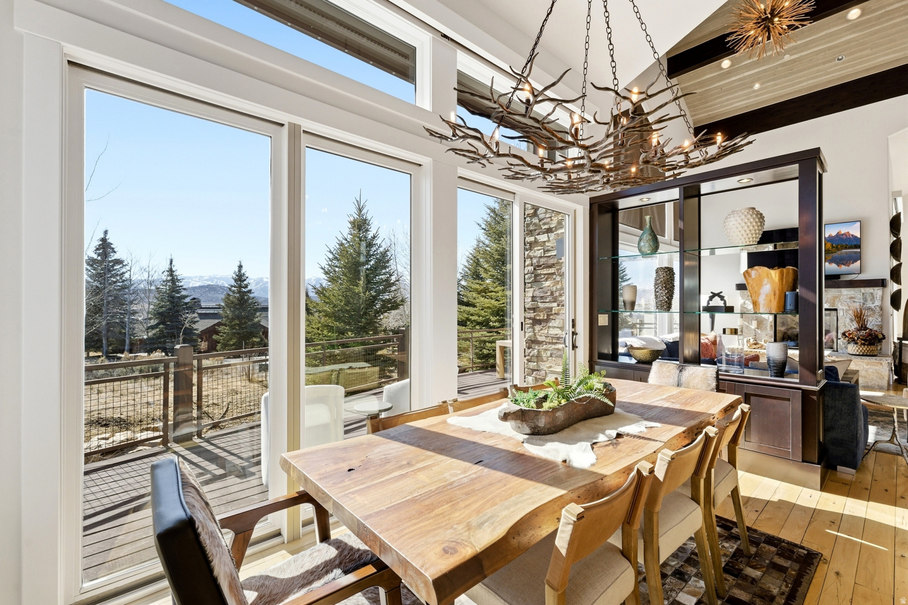 THE HOMESTEADS - Residential