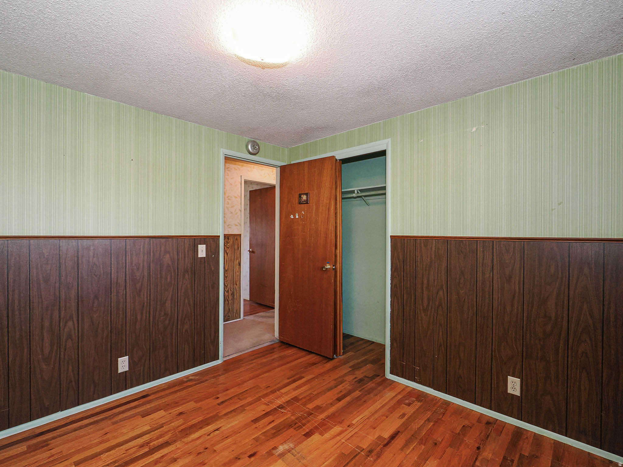 COLONY WEST - Residential