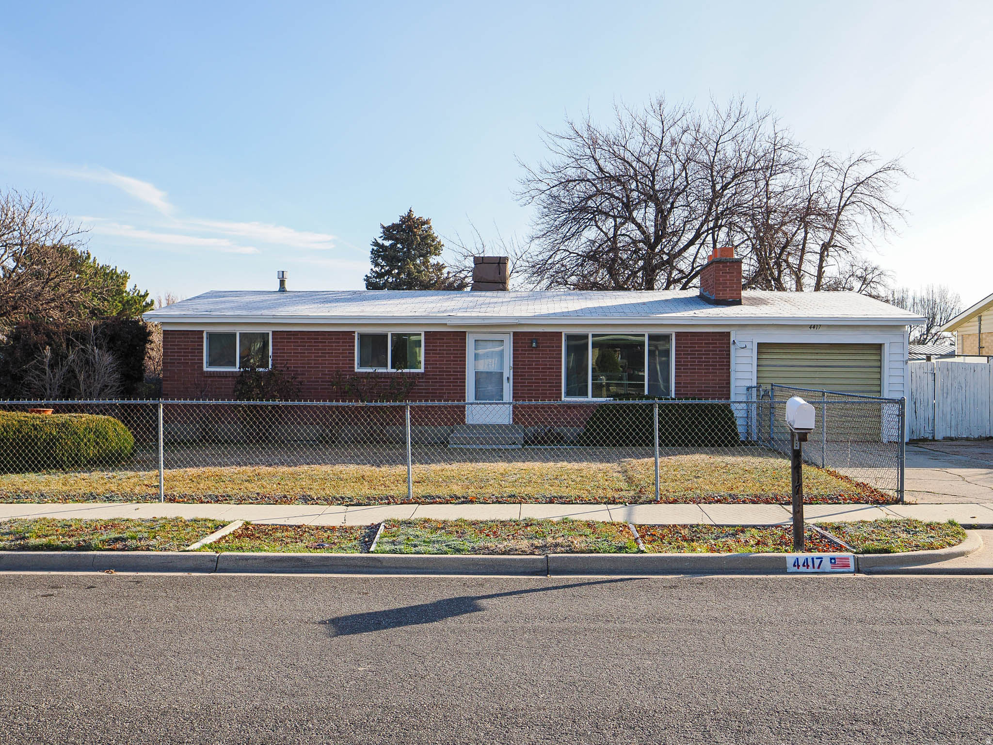 COLONY WEST - Residential