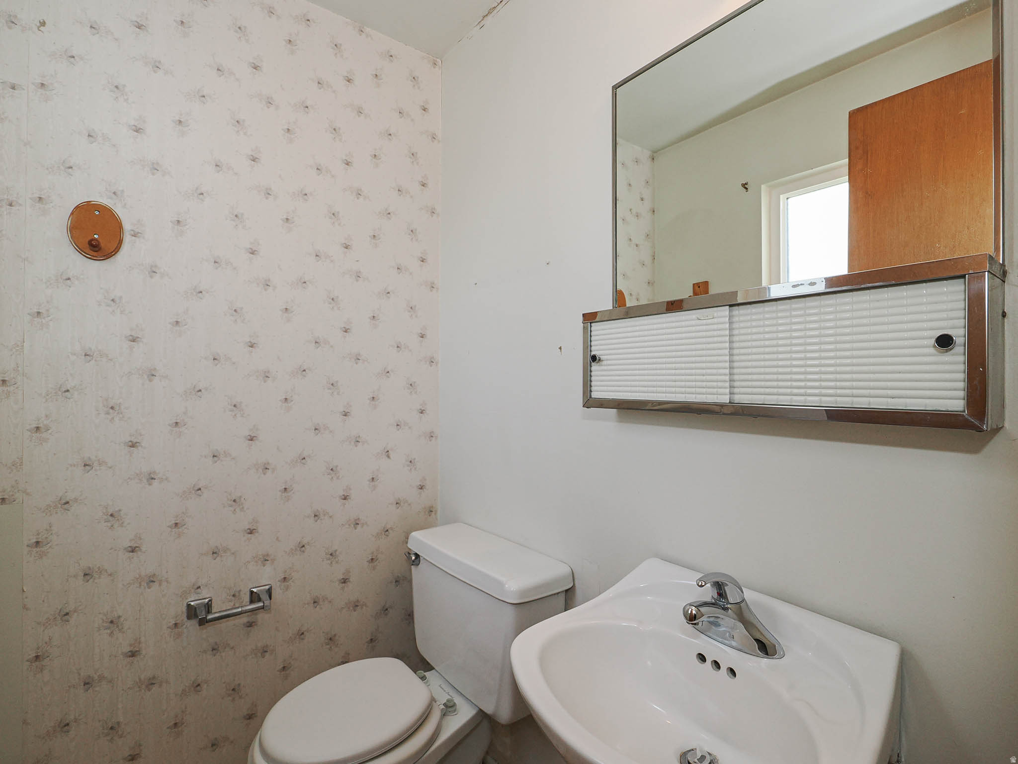 COLONY WEST - Residential