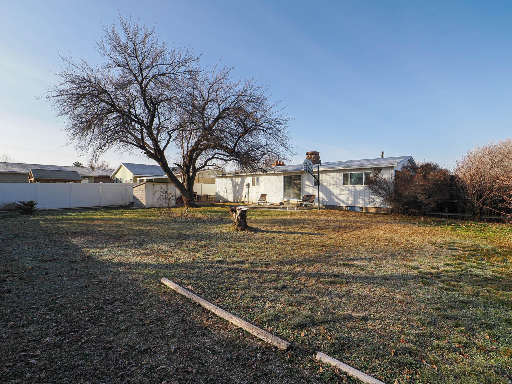 COLONY WEST - Residential