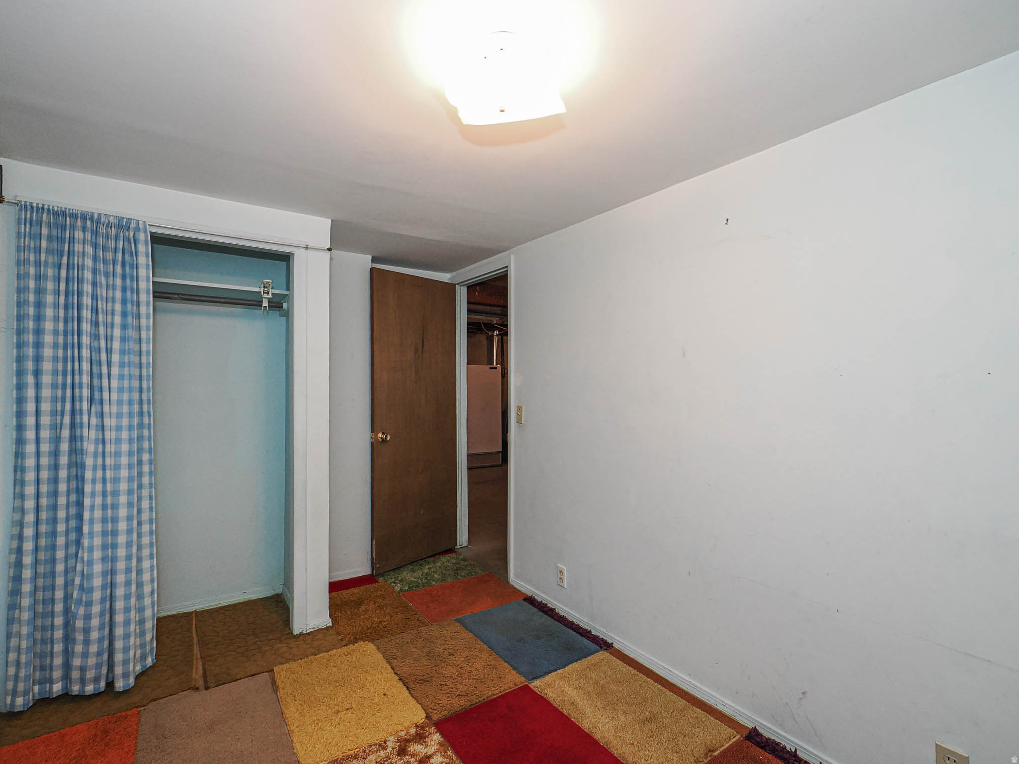 COLONY WEST - Residential