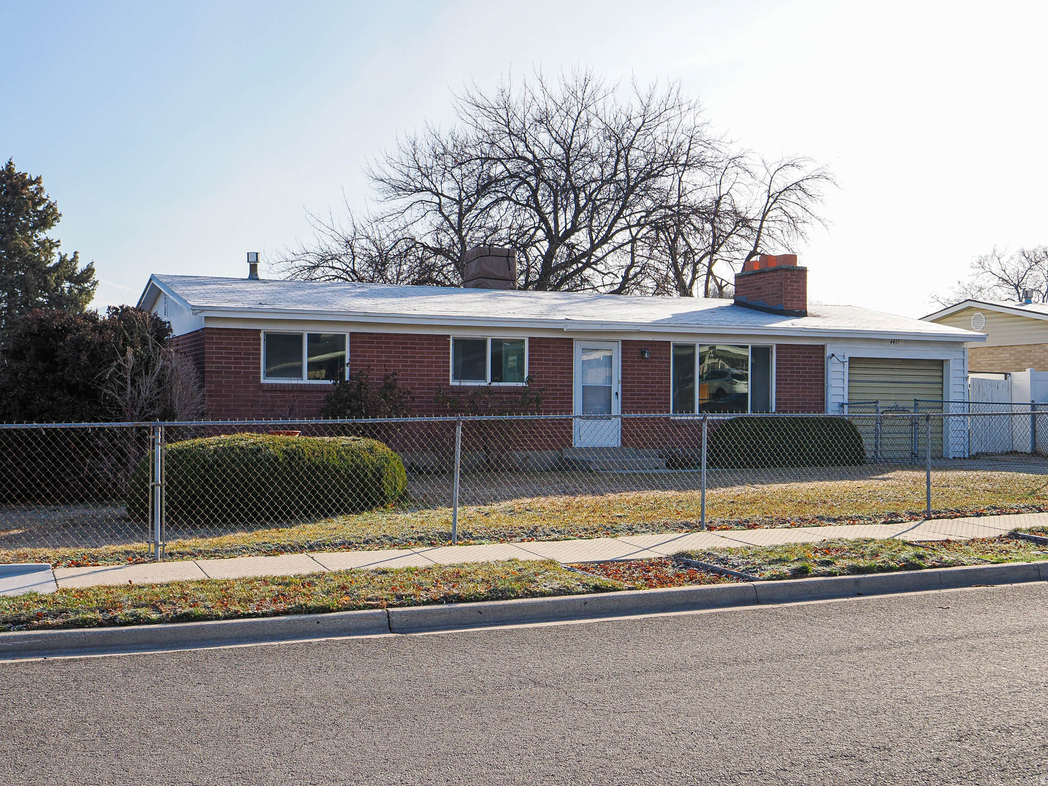 COLONY WEST - Residential